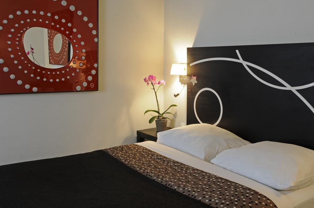 Le Carmin By Popinns Vitry-sur-Seine Bagian luar foto